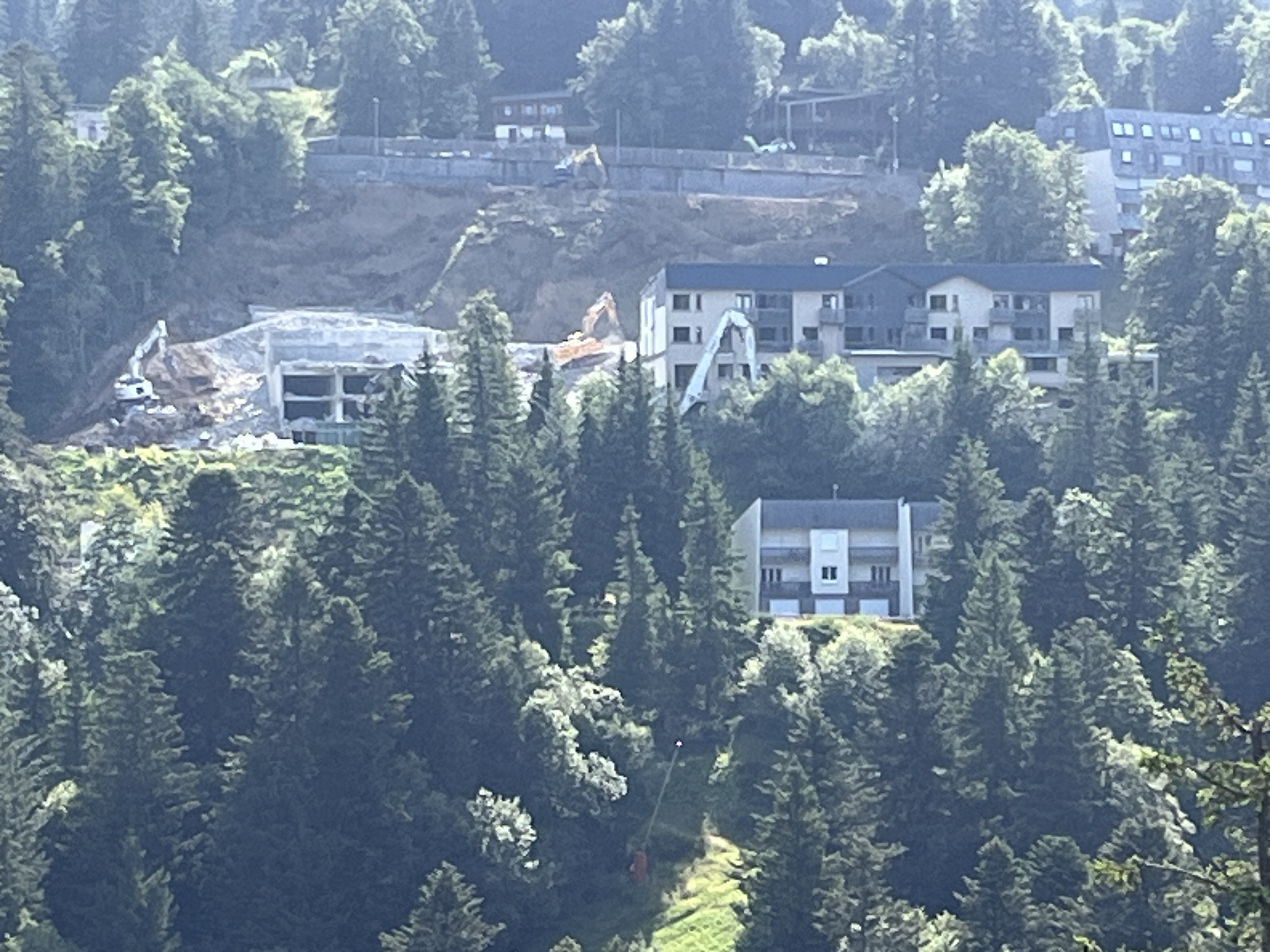 le 19 juillet à 14 h
