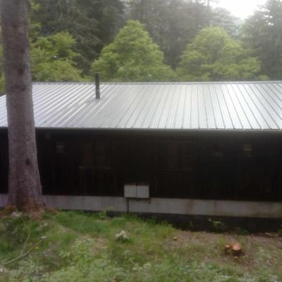 chalet repare route rocher