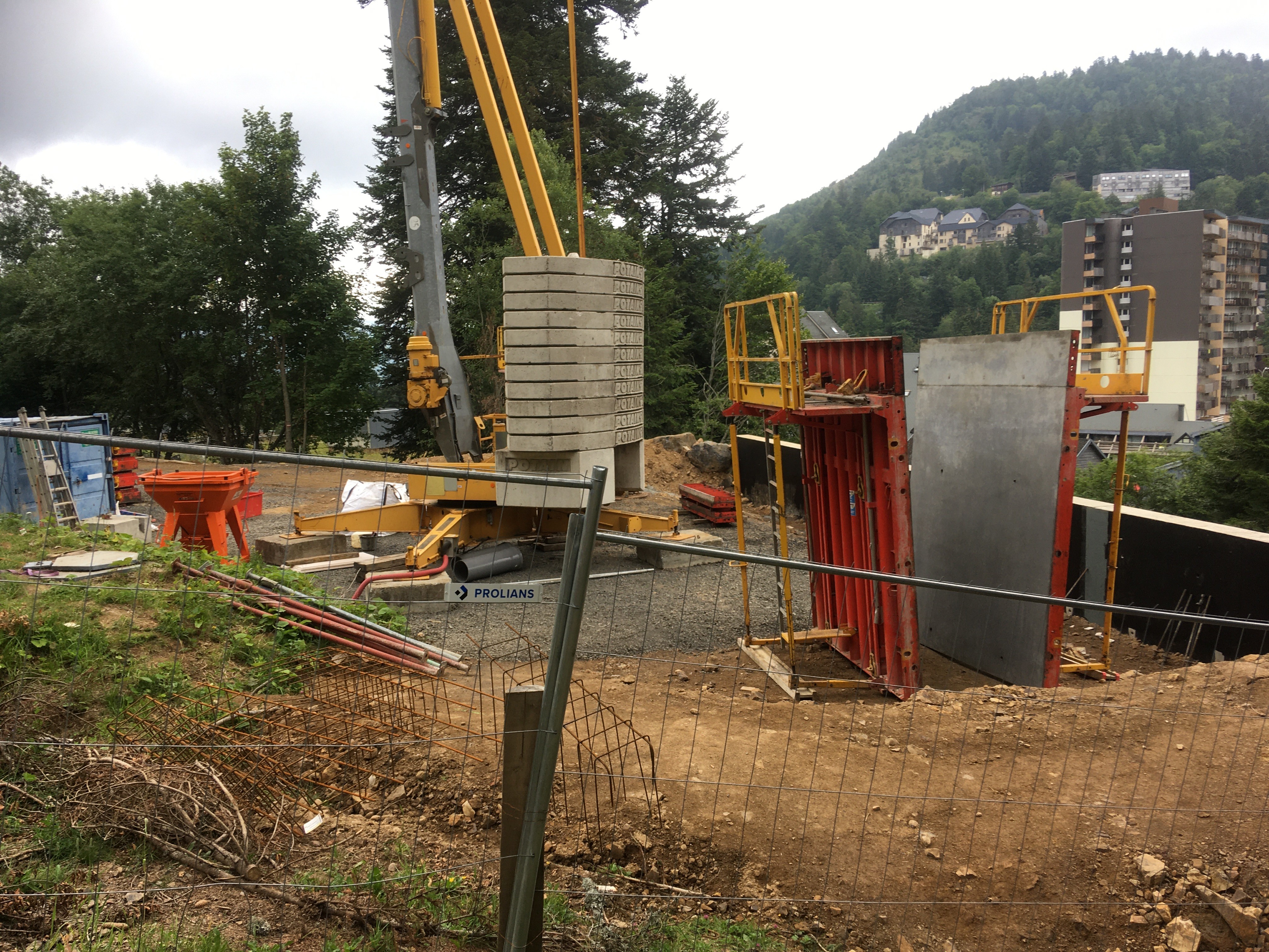 30 juil la grue 3679